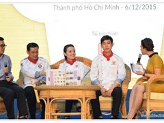 Golden Spoon attends the Taste of the World Festival