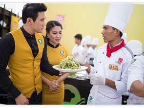 The Golden Spoon contest will raise your spirits