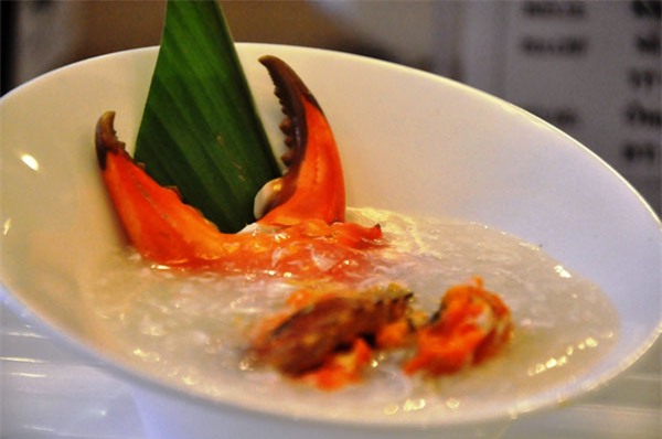  “Flying” chicken and more in the Golden Spoon 2014