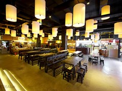 Discovering Underground Food Market in Town