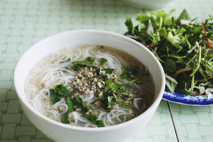 Mussel Noodle Soup for The Soul in Mai Xá Village