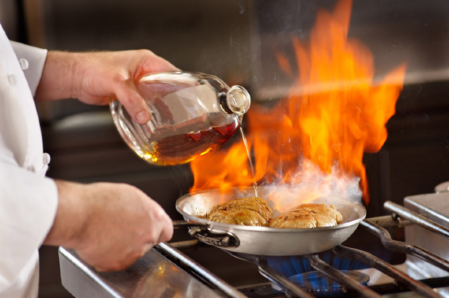 18 Different Cooking Techniques Explained