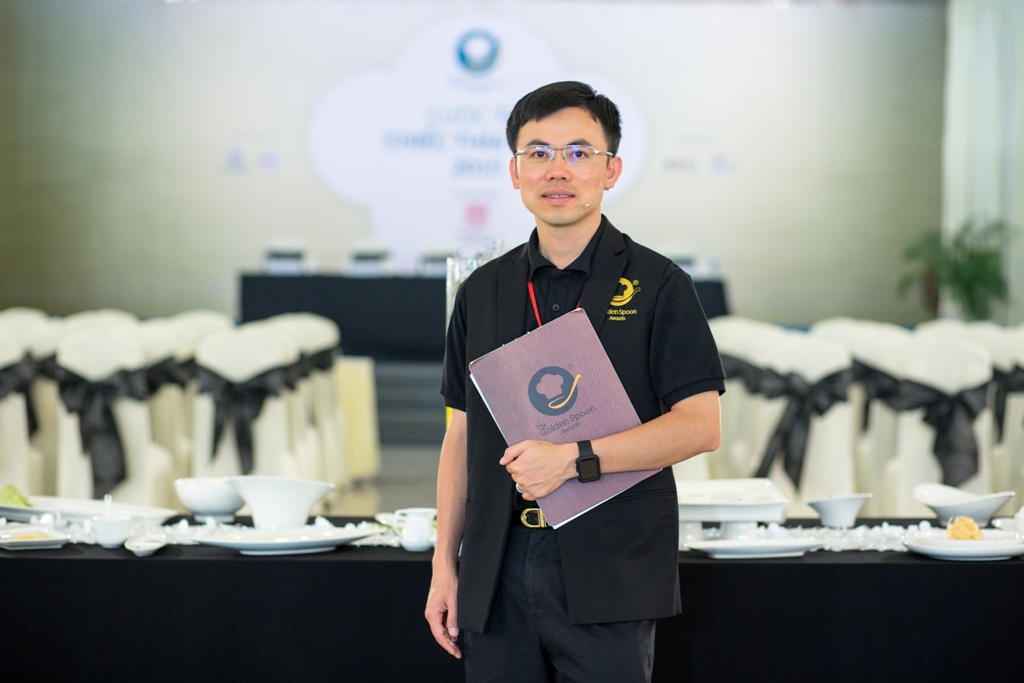 Sang Ly, Vice Director of Minh Long I: "We Are Very Proud of Our Delicious Food!"