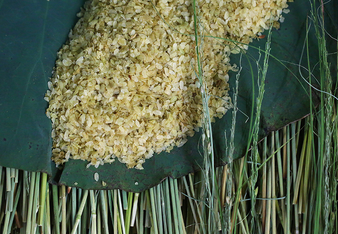 Autumn Spirit Served Up in The Form of Rice Flakes by Hanoi Village