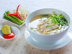 More Than a Bowl of Noodles, Phở Is History