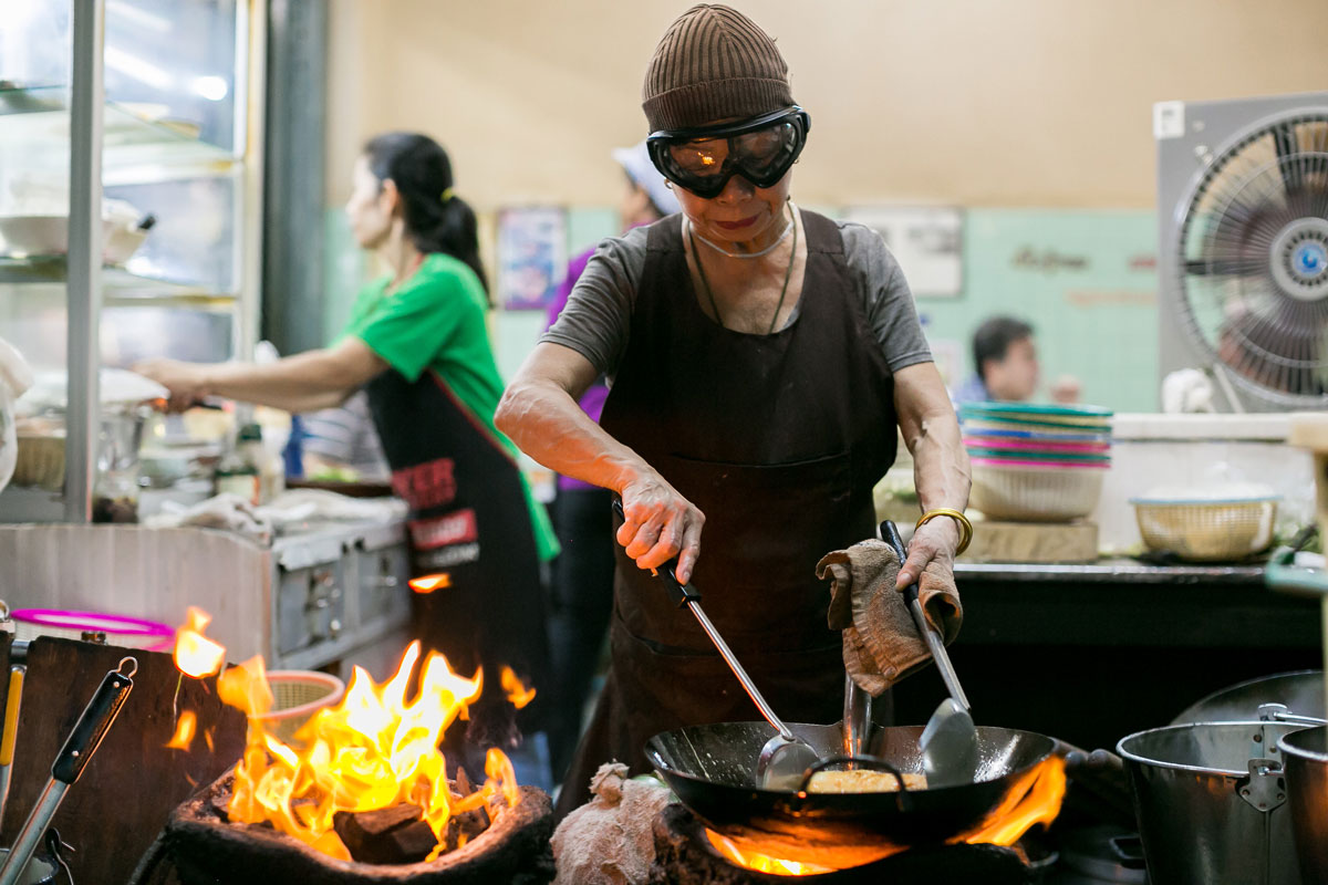Bangkok Street Food Chef Wants To Return Michelin Star